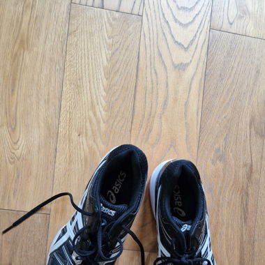 Chaussure sport ASICS