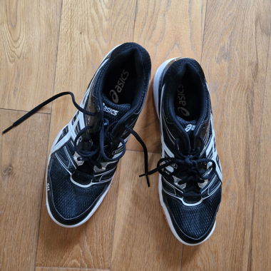 Chaussure sport ASICS