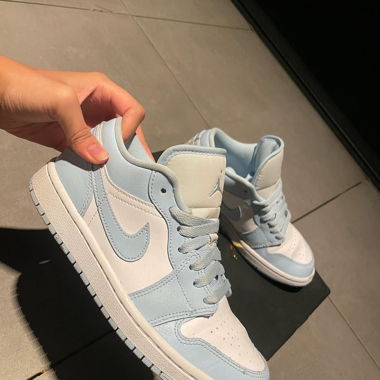 Jordan 1 Low White Ice Blue