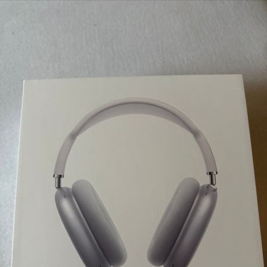 Airpods Max Silver USB C Ready to ship