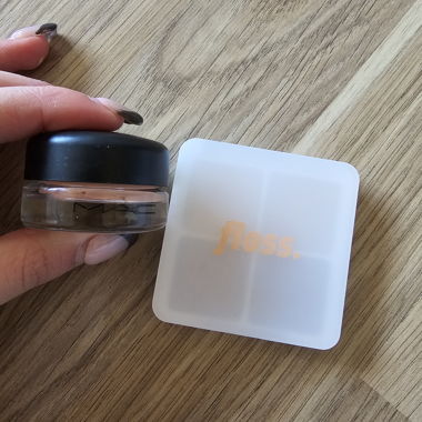 Floss Almost Nude Eyeshadow & Cream