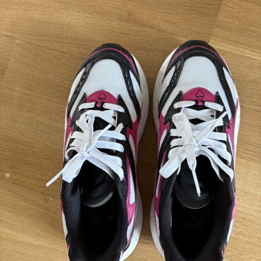 Neue Puma Schuhe