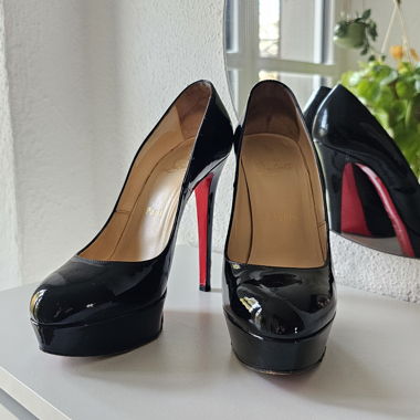 Christian Louboutin Bianca Pumps