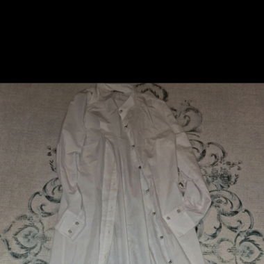 Robe  chemise  bouton perle 