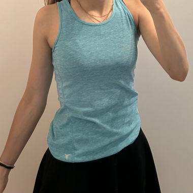 Sport Shirt mit schönem Rücken