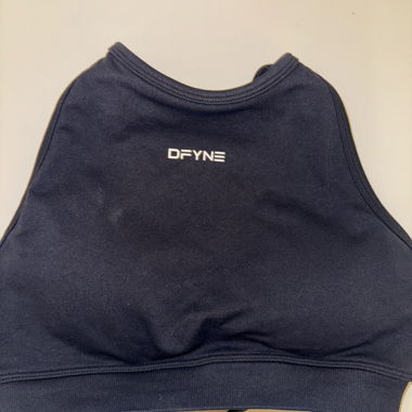 Dynamic High Neck Backless Sports Bra