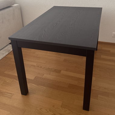 Dunkelbrauner Esstisch von Ikea (Laneberg)