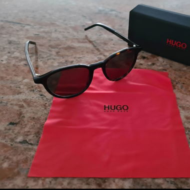 Lunettes de soleil HUGO - Havgrey