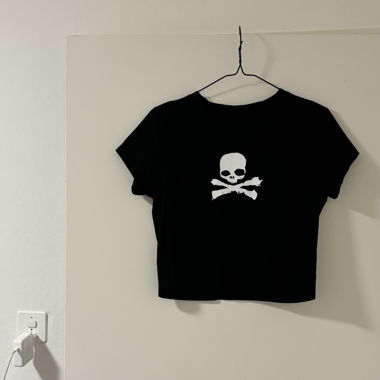 Black Baby T-Shirt (cropped)