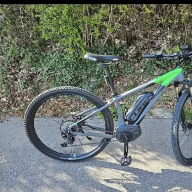 Cube Hybrid Race 500
