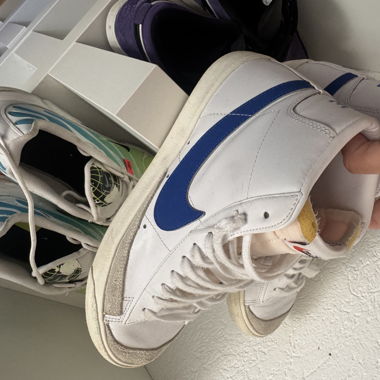 nike blazer mid