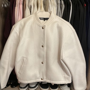 ZARA Jacke Creme