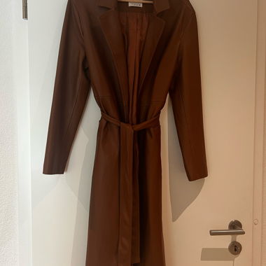 Zara Kunstledermantel – Grösse S