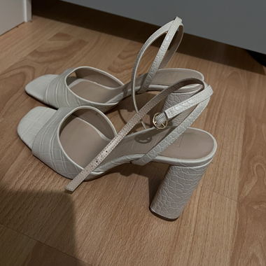 High Heels von Mango