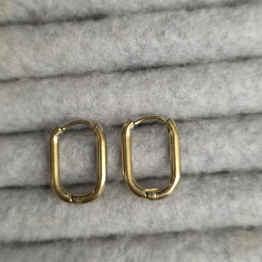 Goldfarbene Creolen