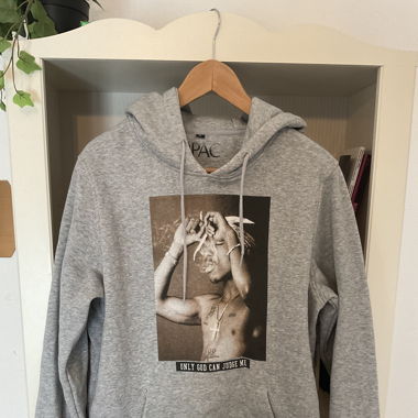 2PAC Hoodie „ONLY GOD CAN JUDGE ME“  