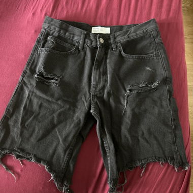 Shorts en denim noir