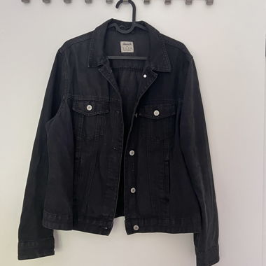 schwarze denimjacke
