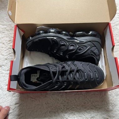 Nike Air Vapormax Plus noir neuf 