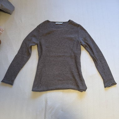 Maglione lavorato a maglia grigio 