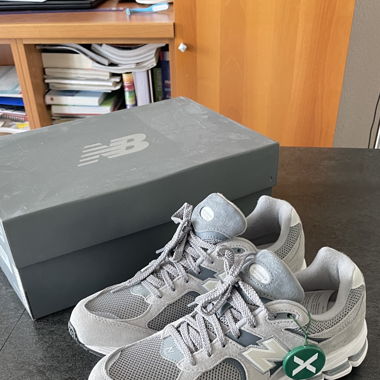 new balance 2002r grise