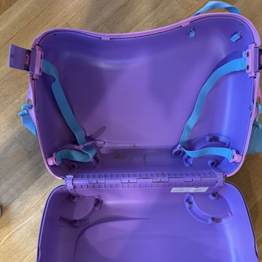 Samsonite Dream Rider Ride-On Suitcase in Purple