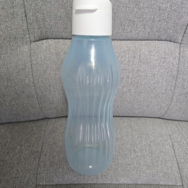 Blue Tupperware Water Bottle