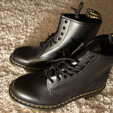 Bottes Dr. Martens noires, taille 44, jamais portées !