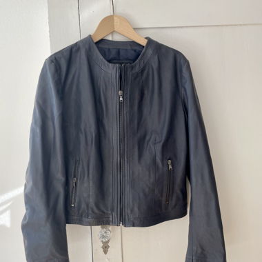 Marineblaue Lederjacke Paulette