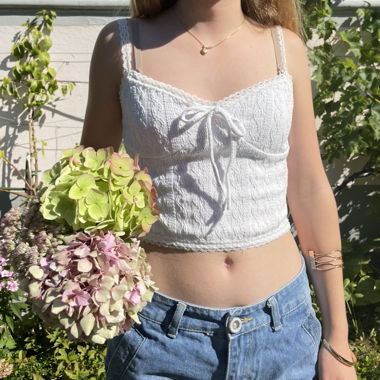 White Top🪷