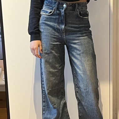 High-Waist Wide-Leg Jeans
