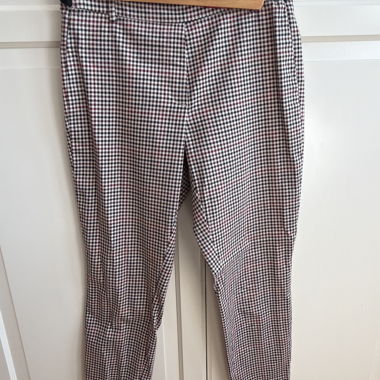 Pantalon court à carreaux