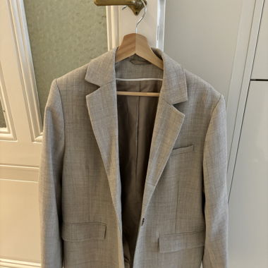 COS beige blazer 