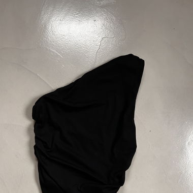 one-shoulder top