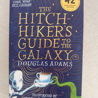 The hitchhikers guide to the galaxy, Douglas Adams