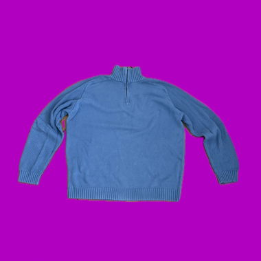 Maglione azzurro chiaro