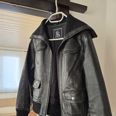 Veste en cuir véritable