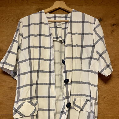 weiss karierter Blazer