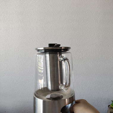 Théière en verre avec infuseur WMF