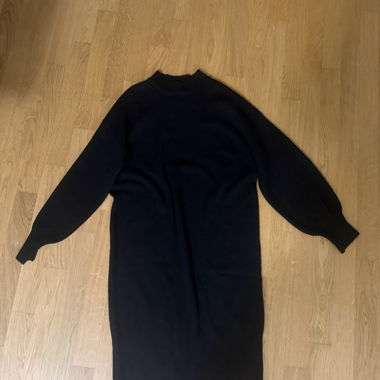 Pieces schwarzes Sweaterkleid S
