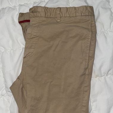 Hugo Boss slim fit chino shorts
