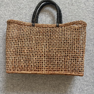 Borsa tote in vimini intrecciato