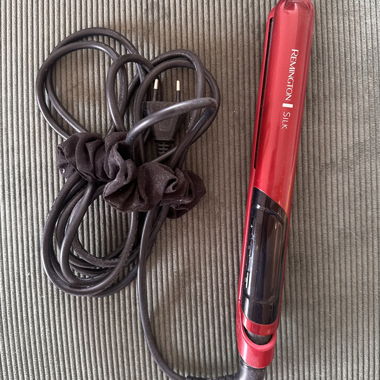 Remington Silk Hair Straightener
