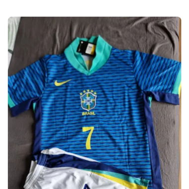 Ensemble foot Brésil Vini JR 