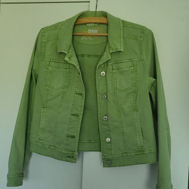 Giacca di jeans verde primaverile