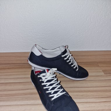 Chaussures Tommy Hilfiger 45