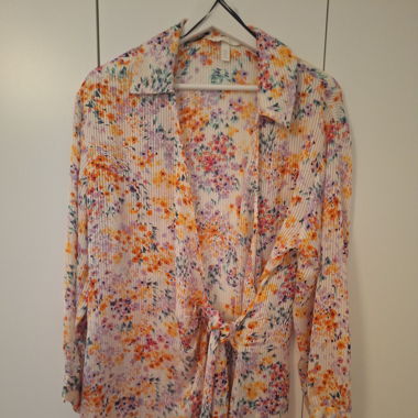 Summer blouse 