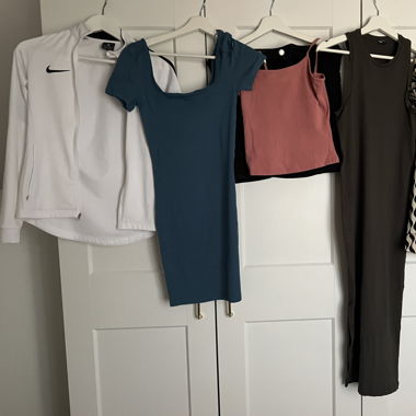 KLEIDER PAKET S 36