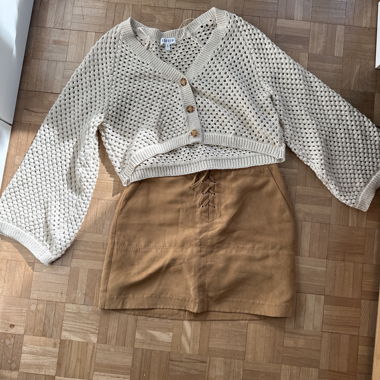 Cardigan with eyelet pattern EDITED