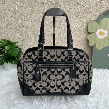 Coach Handbag, medium size, like new!